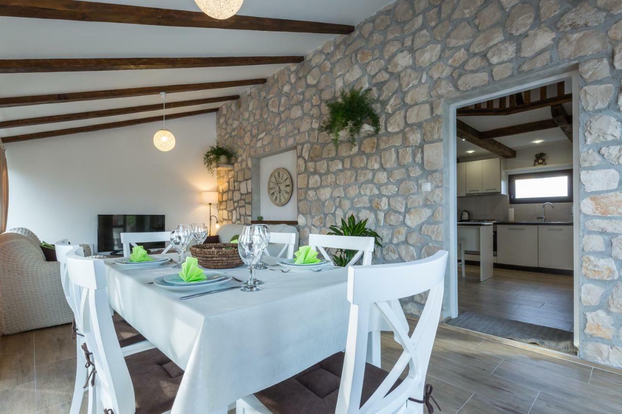 Mali Raj Villa Свети Петър Екстериор снимка