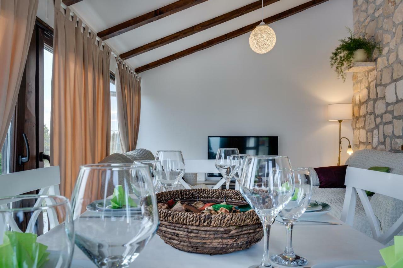 Mali Raj Villa Свети Петър Екстериор снимка