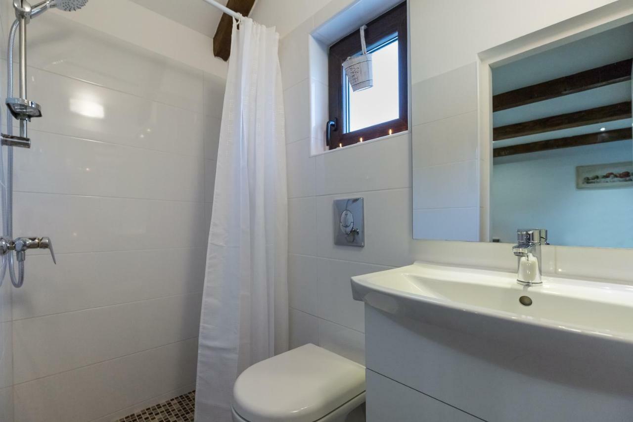 Mali Raj Villa Свети Петър Екстериор снимка